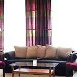 Quality Grand فندق 4*