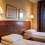 Quality Grand Отель 4*