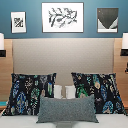 Quality Grand Hotell 4*