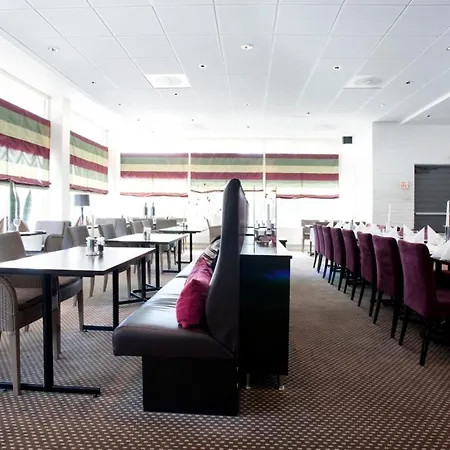 Quality Grand 4* 스테인헤르