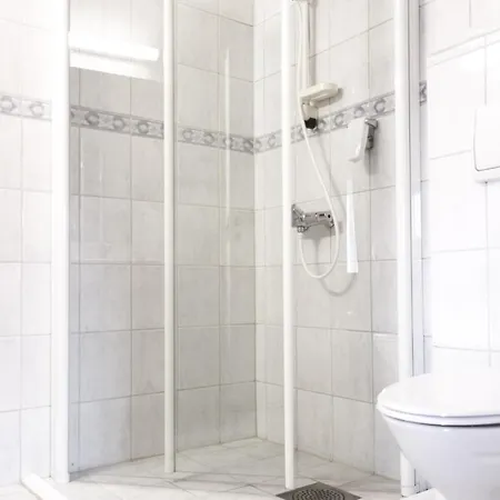 Quality Grand Hotell 4*