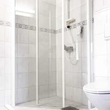 Quality Grand Hotel 4*
